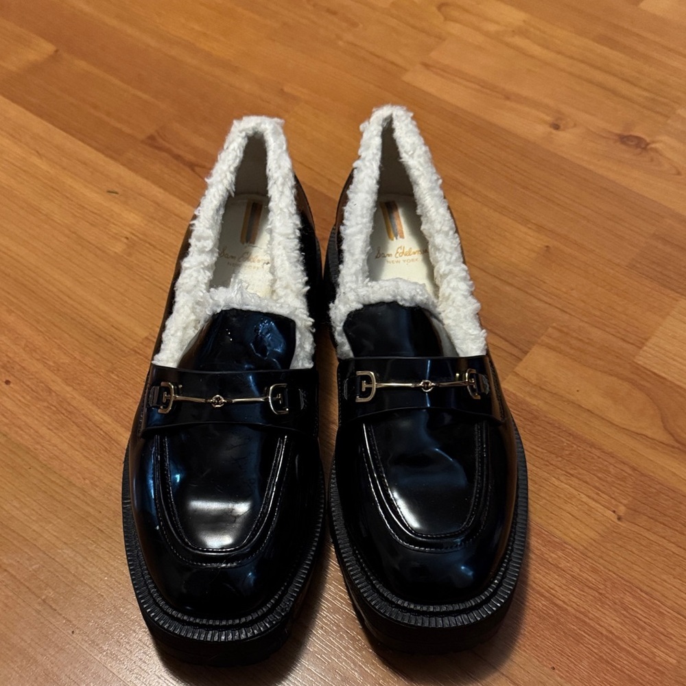 Sam Edelman Black Loafers with White Sherpa Lining Size 8